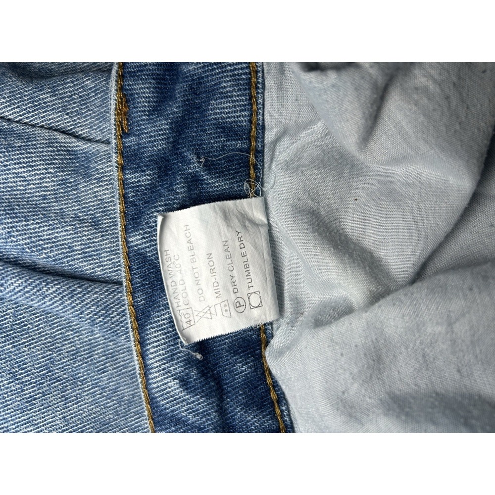 Princess Polly Hayden High Rise Straight Distressed Jeans Size 4 Light Wash Y2K - Picture 7 of 7